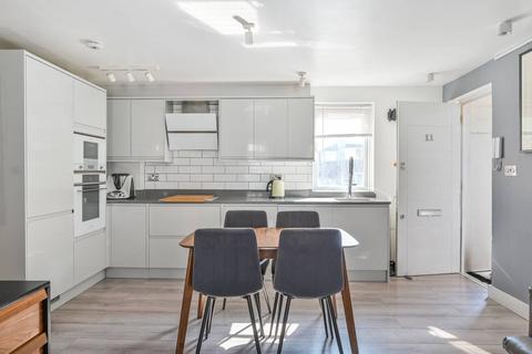 Cartwright St, Tower Hill, London, E1