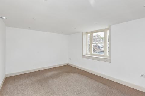 Flat 2, 10 Port Street, Evesham, WR11 1AN