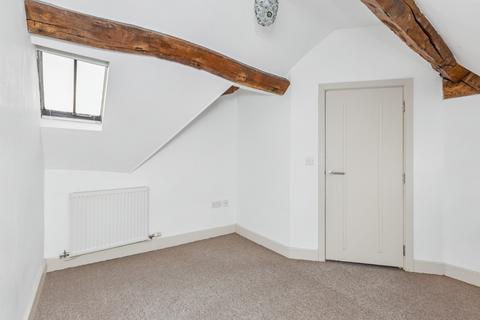 Flat 2, 10 Port Street, Evesham, WR11 1AN