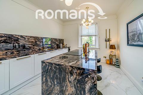 undefined, Ray Park Avenue, Maidenhead, SL6