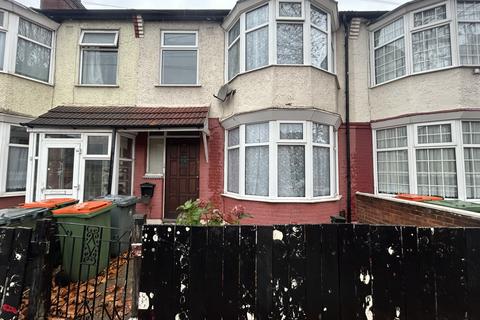 Dersingham Avenue, LONDON E12