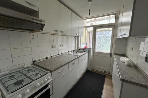 undefined, Dersingham Avenue, LONDON E12