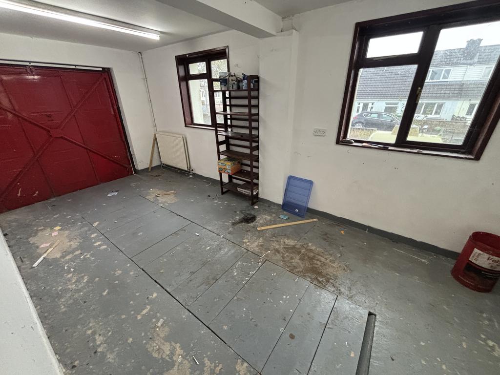 Integral garage