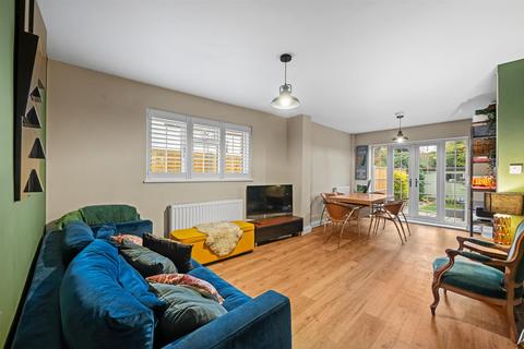 undefined, Newbury Road, Bromley South, BR2