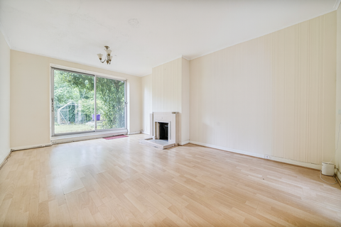 undefined, Buckingham Road, London, NW10