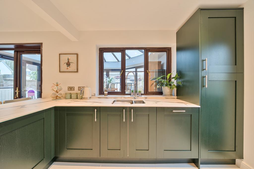 Kitchen / Dining Room