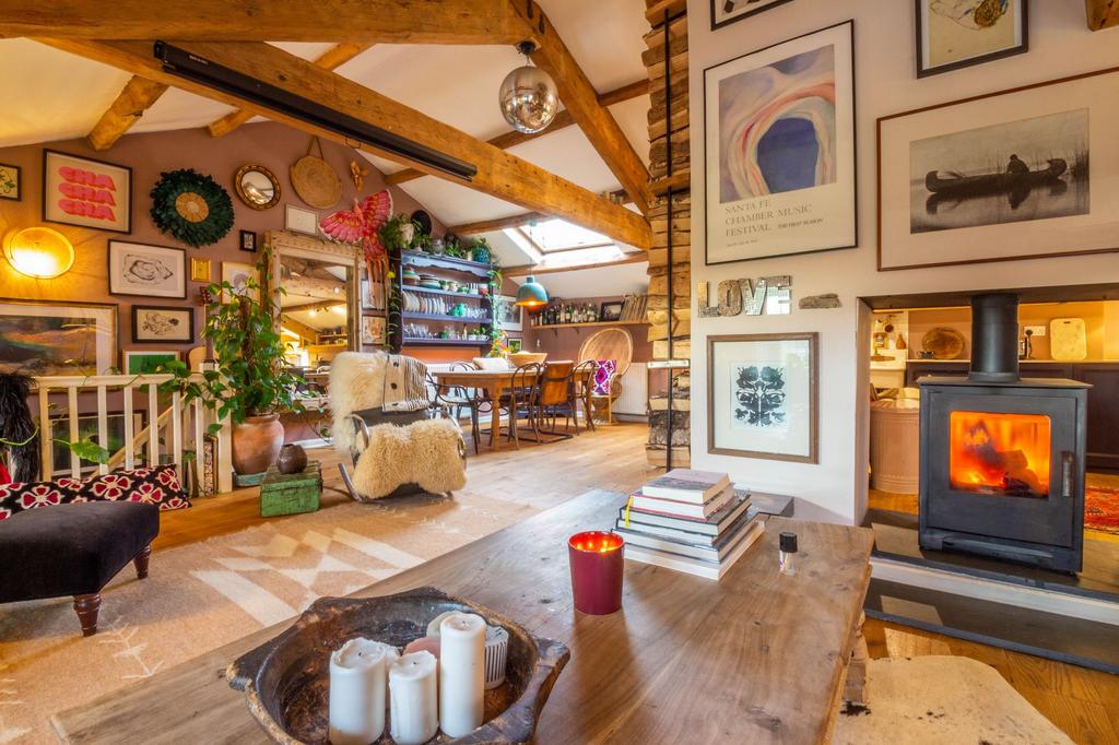 Kitchen / living area