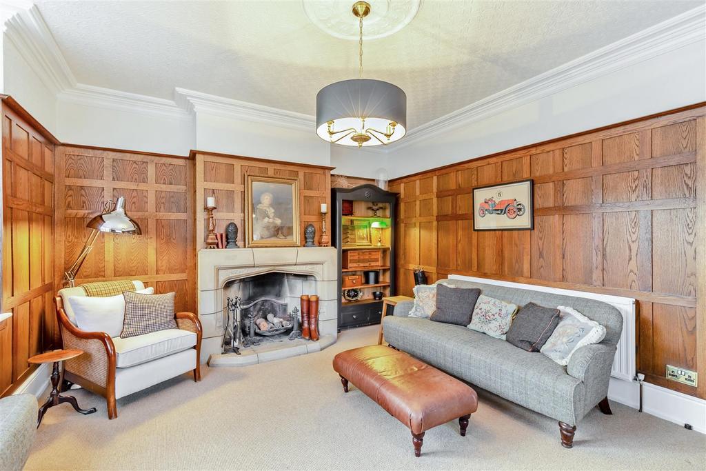 8670694-interior13.jpg