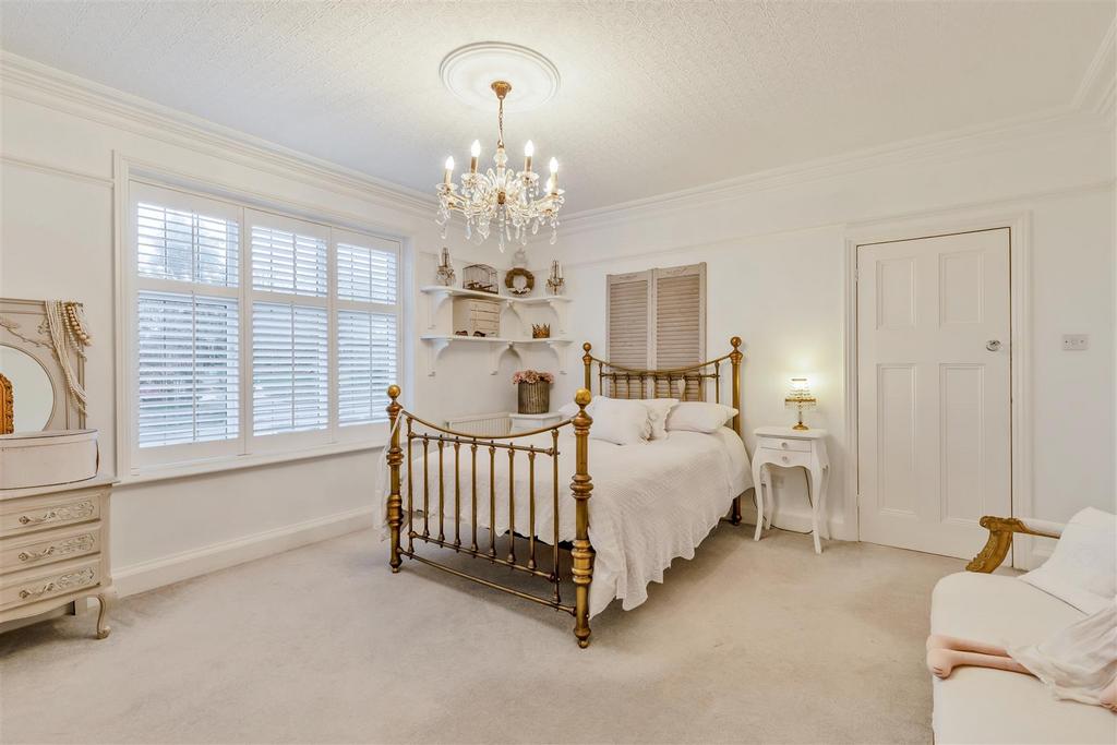 8670694-interior22.jpg