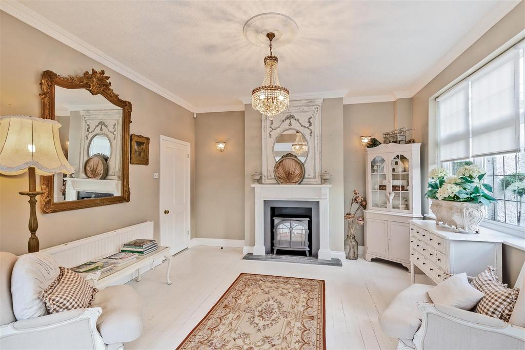 8670694-interior04.jpg