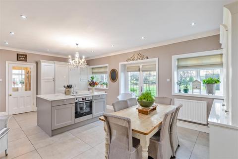 4 bedroom detached house for sale, The Windmill Hill, Allesley