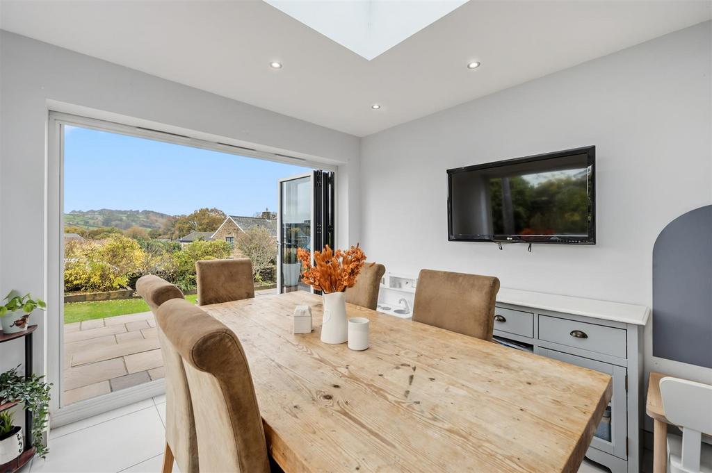 Dining Area to front garden.jpg