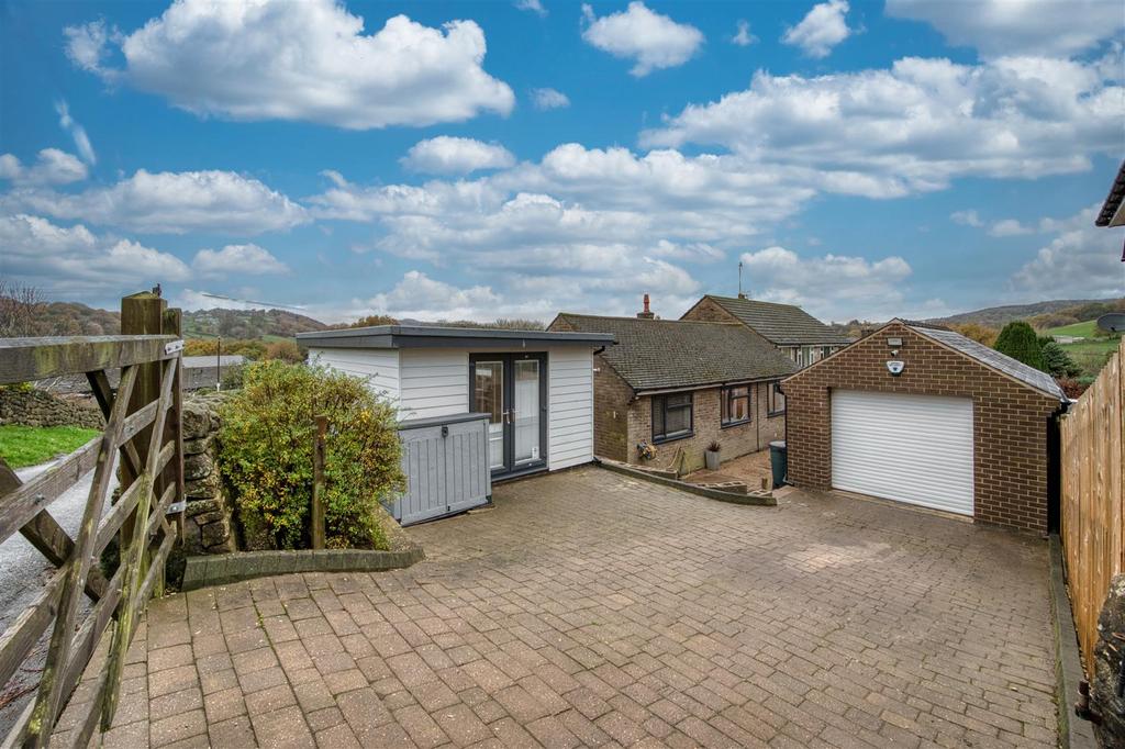 Garden Office-Gym and Garage.jpg