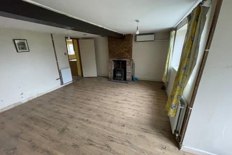 3 bedroom semi-detached house for sale, Flordonia, Wymondham Road, Wreningham, Norwich, Norfolk NR16 1AT