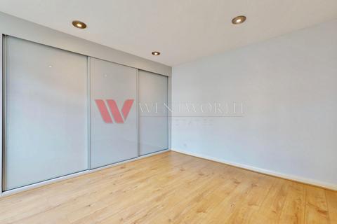 2 bedroom bungalow for sale, Netley Road, Newbury Park, IG2