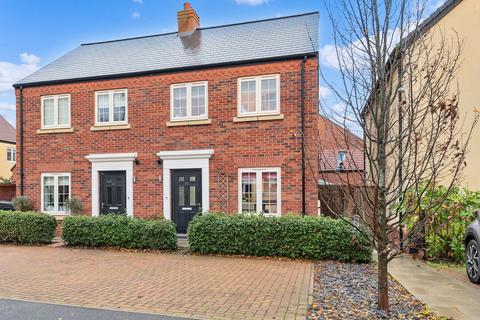 2 bedroom semi-detached house for sale, Hetley Close, Huntingdon PE28