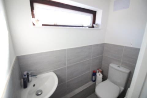 1 bedroom property to rent, Oldbury Close, Orpington BR5