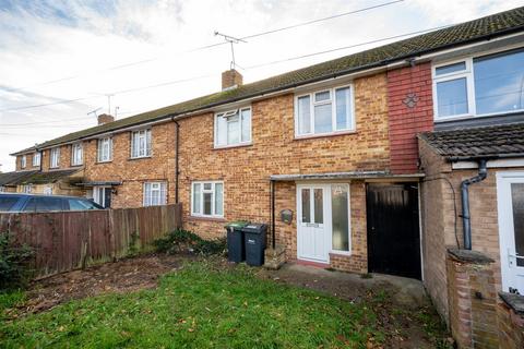 3 bedroom house to rent, Purbrook Way, Havant PO9