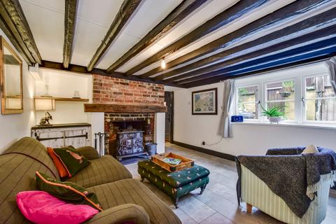 2 bedroom end of terrace house for sale, High Street, Kings Langley, WD4