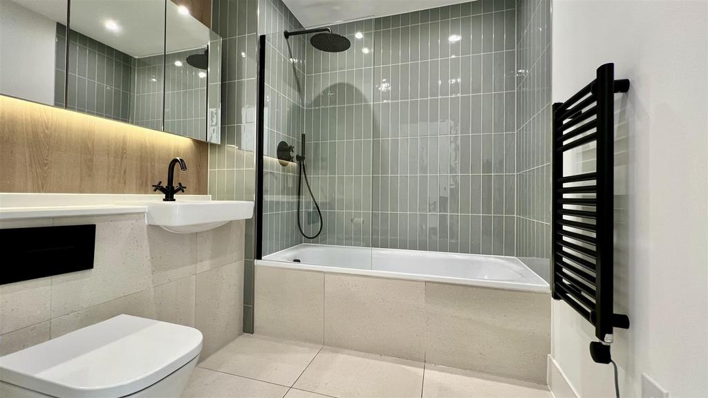 Bathroom/ WC