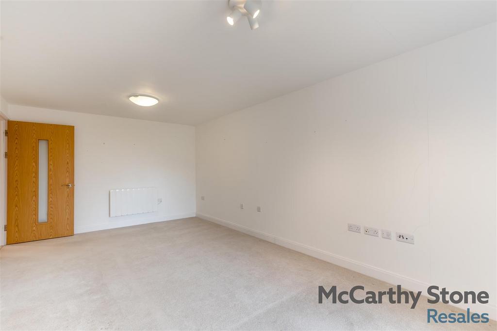 8668998-interior11.jpg