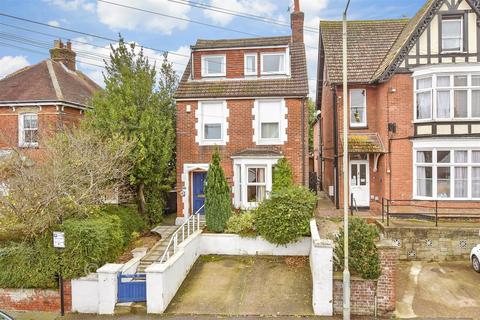5 bedroom detached house for sale, Nunnery Fields, Canterbury CT1