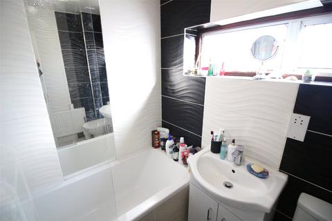 1 bedroom property to rent, Oldbury Close, Orpington BR5