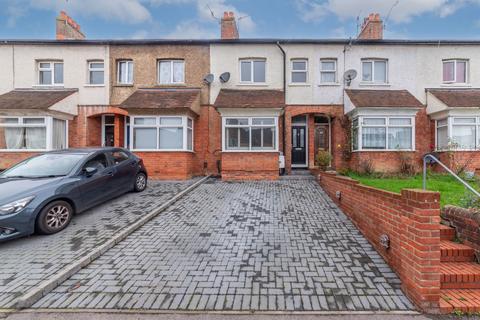 3 bedroom terraced house for sale, Waterloo Road, Tonbridge TN9