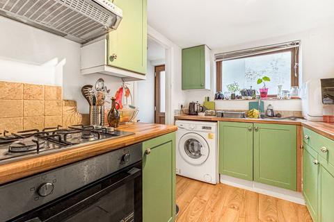 undefined, Hucclecote Road, Gloucester GL3