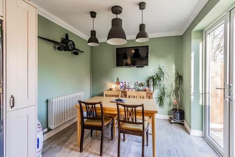 undefined, Barton Road, Badersfield