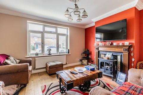 undefined, Barton Road, Badersfield