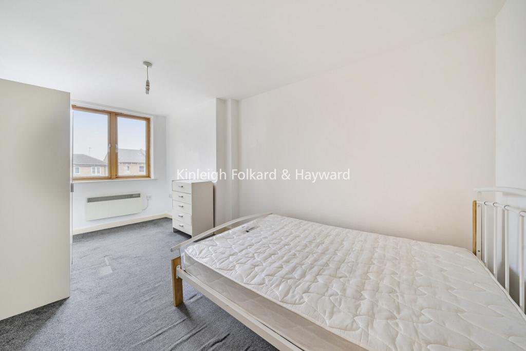 F4c6042d-6c3d-4b27-8