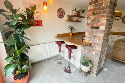 3 bedroom terraced house for sale, Montagu Street, Rodbourne, Swindon