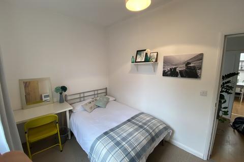 undefined, 43, London Road OX26
