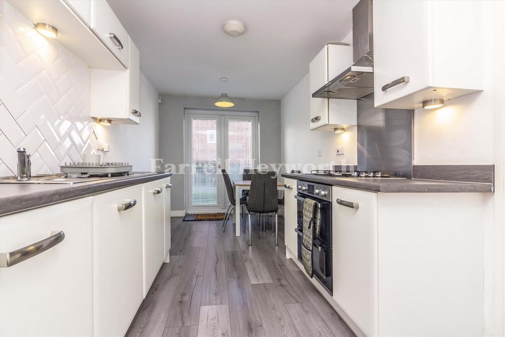 Kitchen d