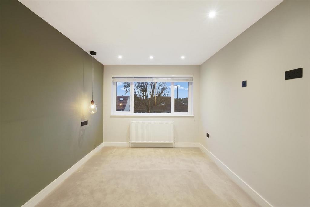 4 Denise Court, Eton Avenue - Jx Oxrqk IZhq KAn3 Uek WN
