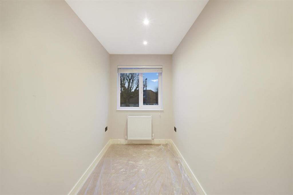 4 Denise Court, Eton Avenue - j Zw FVv4m VIOTXkj AGm90