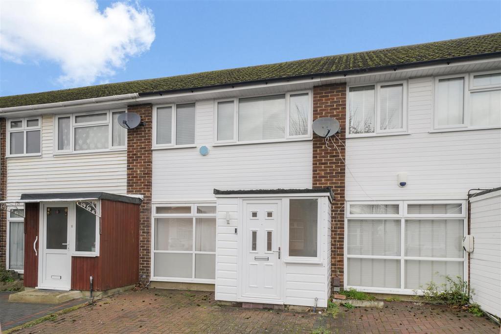 4 Denise Court, Eton Avenue - RWm BFENh IFhx IP42 Ccc T