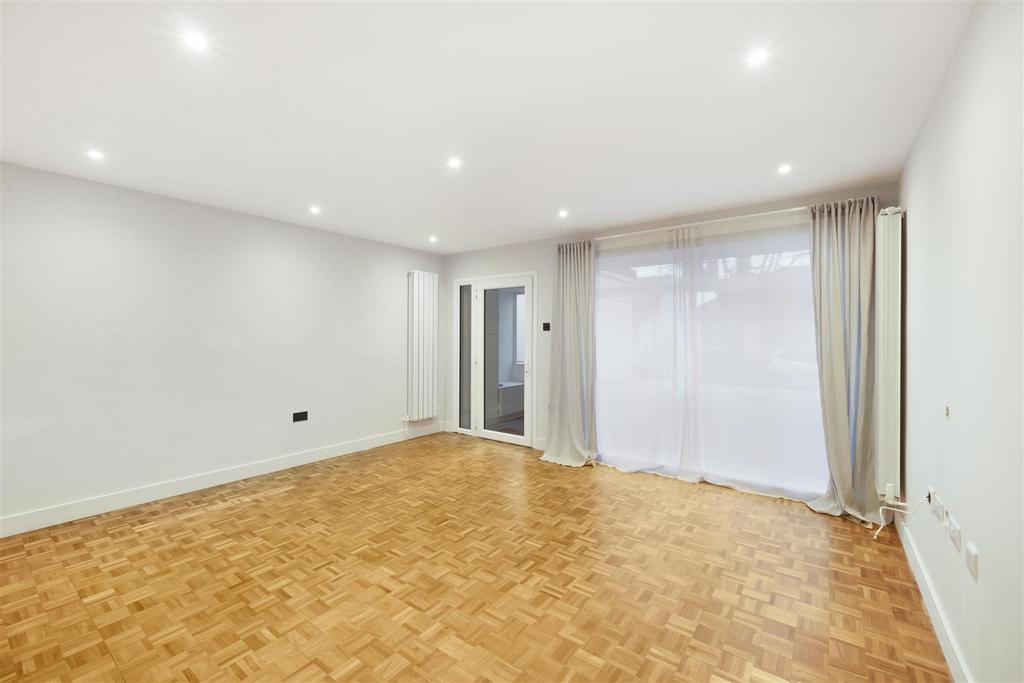 4 Denise Court, Eton Avenue - a9 C20wd3 Y6 UUQa OAq R7t