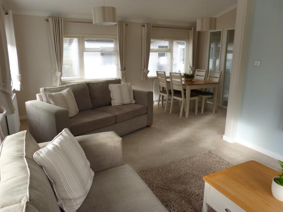 Lounge-Dining