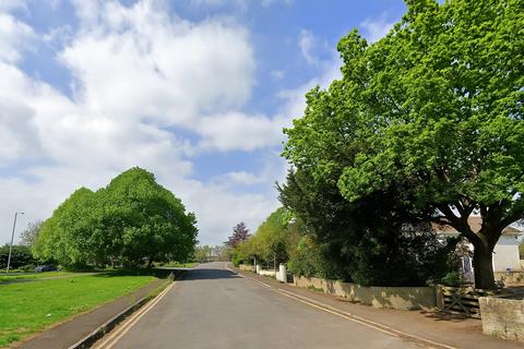 4 bedroom detached house for sale, St. Lawrence Road, Chepstow, Monmouthshire, NP16