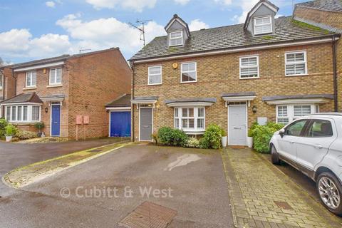 3 bedroom end of terrace house for sale, Forest Mews, Horsham, West Sussex
