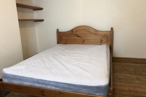 undefined, Cherry Hinton Road, Cambridge, Cambridgeshire, CB1