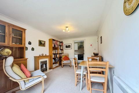 2 bedroom retirement property for sale, Priory Gardens, Abergavenny NP7
