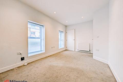 undefined, Carshalton Road, Sutton SM1