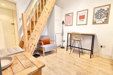 undefined, London  NW3