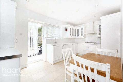 undefined, Knights Hill, London