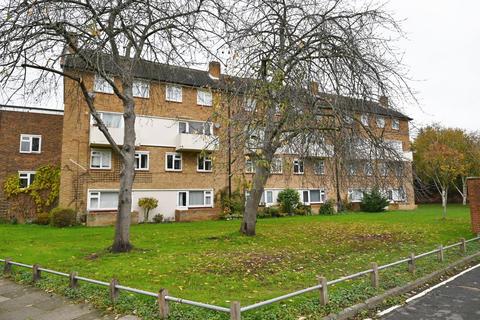 3 bedroom maisonette for sale, Haggard Road, Twickenham TW1