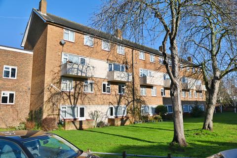 3 bedroom maisonette for sale, Haggard Road, Twickenham TW1