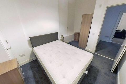 undefined, Bank Street, West End, Glasgow, G12